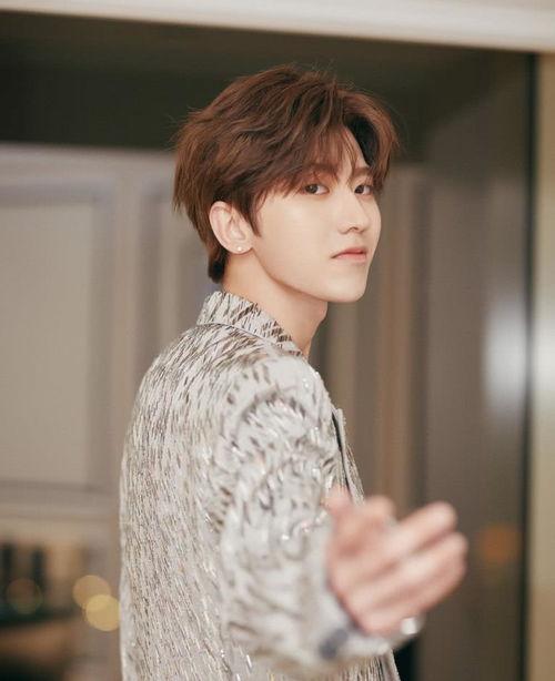 娱乐爆料刘耀元是哪一期,娱乐爆料揭秘哪一期精彩瞬间  第1张